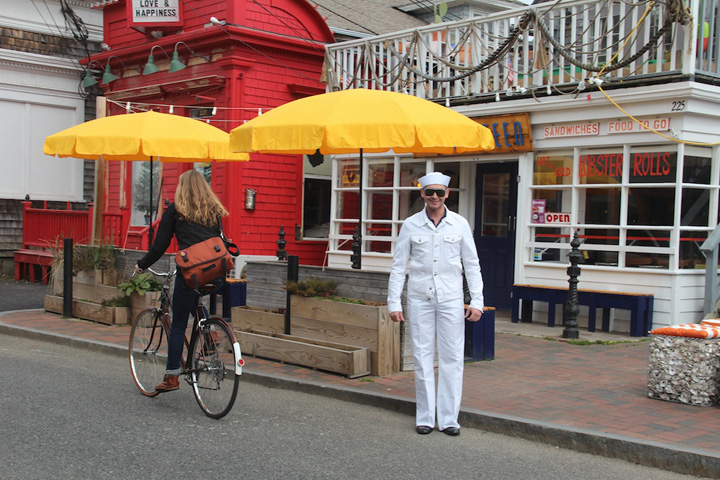 Provincetown, Commercial Street scene