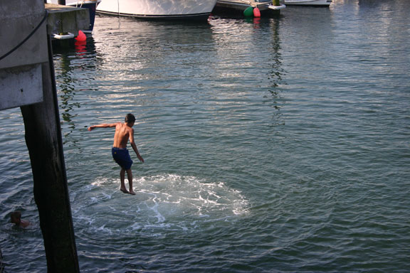 MacMillan Pier - summer playtime for kids