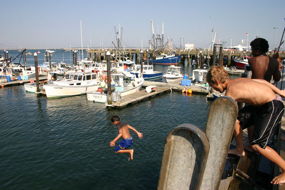 MacMillan Pier - summer playtime for kids